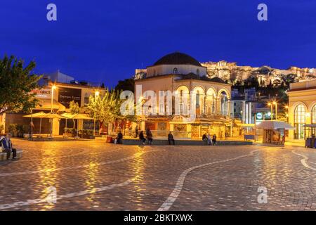 Monastiraki Platz am Nachmittag, am letzten Tag der offiziellen Sperrung, wegen des Coronavirus-Ausbruchs. Stockfoto