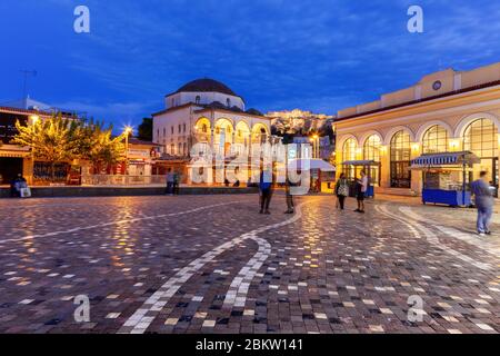 Monastiraki Platz am Nachmittag, am letzten Tag der offiziellen Sperrung, wegen des Coronavirus-Ausbruchs. Stockfoto