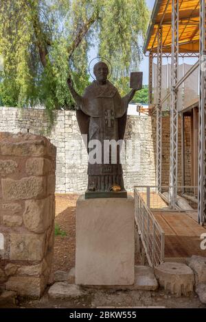 Demre, Antalya, Türkei - 03. Juni 2019: Statue des heiligen Nikolaus des Wundertäters von Myra. Alte byzantinische griechische Kirche des Heiligen Nikolaus des Wunderzwei Stockfoto