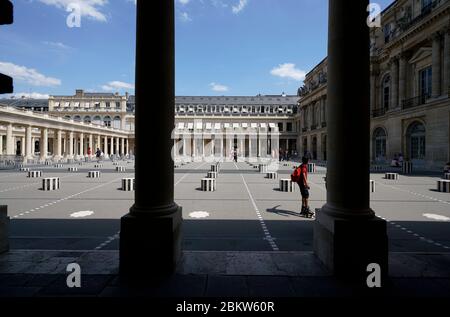 Innenhof des Palais-Royal mit Säulen von Buren.Paris.Frankreich Stockfoto