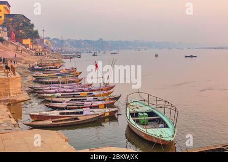 Stadtbild von Ganges, Varanasi, Uttar Pradesh, Indien Stockfoto