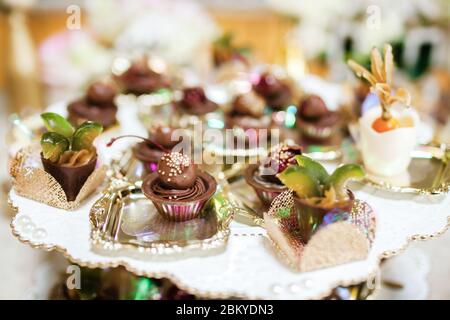 Set von Schokoladendesserts, schwarze Schokolade Stockfoto