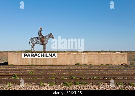 Parachilna Stockman Kunstwerke außerhalb des Prairie Hotels, Parachilna, South Australia, Australien Stockfoto