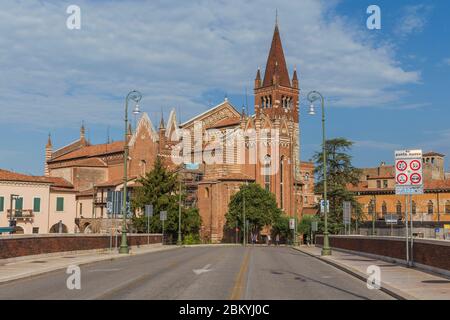 Kirche San Fermo Maggiore, Verona, Venetien, Italien Stockfoto