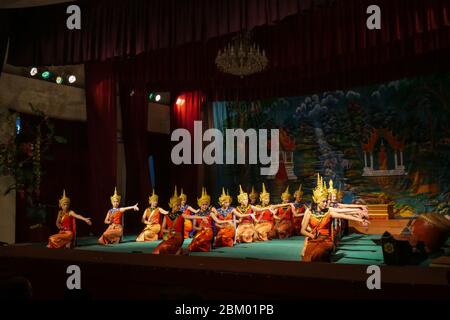 Ballerinas vom Königlichen Balletttheater in Luang Prabam (Laos) Stockfoto