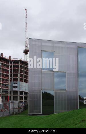 2000S Translucent Polycarbonate Cladding Laban Centre, King Charles Court, Greenwich Peninsula, London SE10 9JF von Herzog & de Meuron Stockfoto