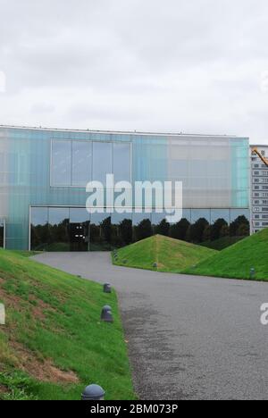 2000S Translucent Polycarbonate Cladding Laban Centre, King Charles Court, Greenwich Peninsula, London SE10 9JF von Herzog & de Meuron Stockfoto