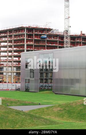2000S Translucent Polycarbonate Cladding Laban Centre, King Charles Court, Greenwich Peninsula, London SE10 9JF von Herzog & de Meuron Stockfoto