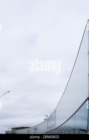 2000S Translucent Polycarbonate Cladding Laban Centre, King Charles Court, Greenwich Peninsula, London SE10 9JF von Herzog & de Meuron Stockfoto