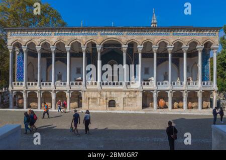 Kachelpavillon, 1470er Jahre, Archäologisches Museum, Istanbul, Türkei Stockfoto