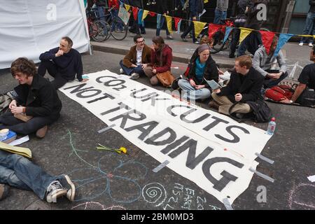 Anti-G20-Demonstranten im Klimacamp, Bishop Gate, City of London, Großbritannien. April 2009 Stockfoto