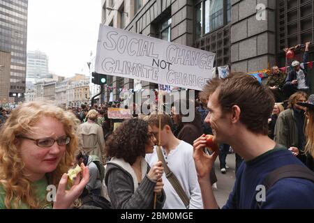 Anti-G20-Demonstranten im Klimacamp, Bishop Gate, City of London, Großbritannien. April 2009 Stockfoto