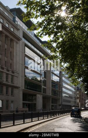 Portland Stone Elevation Windows Fassade 40 Portman Square, Marylebone, London W1H 6DA von Squire & Partners John Carter Stockfoto