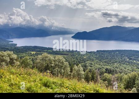 Teletskoje See, Yaylju Dorf, Altai Republik, Russland Stockfoto