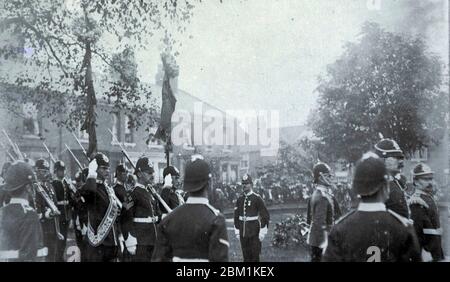 Viktorianische Kasernen, Soldaten auf Parade, Großbritannien Stockfoto