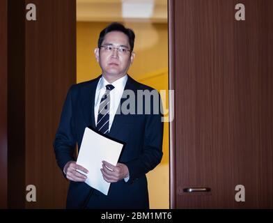 Seoul, Südkorea. Mai 2020. Jay Y. Lee, Co-Vice Chairman von Samsung Electronics Co., spricht während einer Pressekonferenz in Seoul, Südkorea, am Mittwoch, 6. Mai 2020. (Foto: SeongJoon Cho/Pool/Sipa USA) Quelle: SIPA USA/Alamy Live News Stockfoto