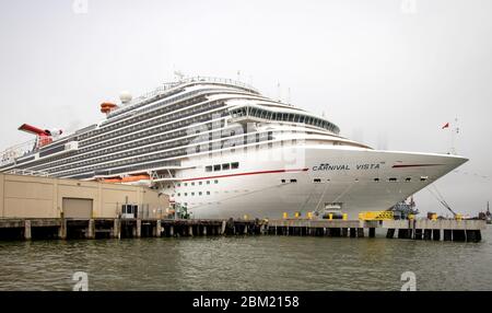 Das karnevalsschiff vista dockte in galveston auf der Insel galveston texas an Stockfoto