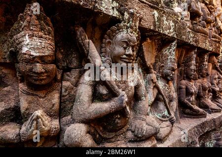 Die Terrasse Des Leprakönigs (Bas Reliefs), Angkor Thom, Siem Reap, Kambodscha. Stockfoto