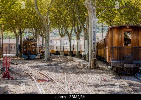 Schöne Reise mit Tren Soller in Palma de Mallorca, Spania Stockfoto
