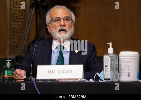 Washington, Usa. Mai 2020. Nicholas Calio, Präsident und CEO von Airlines for America, bezeugt während seiner Eröffnungserklärung am Mittwoch, den 6. Mai 2020, auf dem Capitol Hill in Washington, DC, vor einem Handelsausschuss des Senats, Wissenschaft und Transport, über den Zustand der Luftfahrtindustrie und die Auswirkungen der Coronavirus-Pandemie. Pool Foto von Graeme Jennings/UPI Quelle: UPI/Alamy Live News Stockfoto