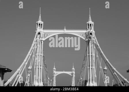 Suspension Bridge Structure Architecture Traditional Albert Bridge, London, SW11 4PH von Rowland Mason Ordish & Sir Joseph Bazalgette Stockfoto