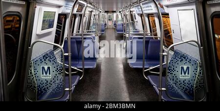 Washington, DC, USA. Mai 2020. 6. Mai 2020 - Washington, DC, USA: Ein leerer U-Bahn-Wagen der Metro des District of Columbia während der Pandemie. Quelle: Michael Brochstein/ZUMA Wire/Alamy Live News Stockfoto