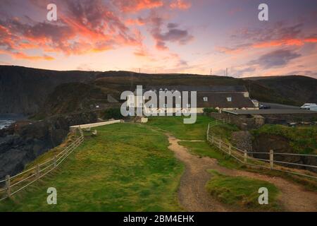Hartland Quay Pub und Hotel, Devon, Großbritannien. Stockfoto