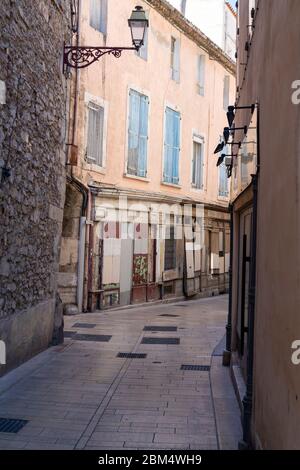 Narbonne alte Straße alte Fußgängerzone im Stadtzentrum Aude Occitanie Frankreich Stockfoto