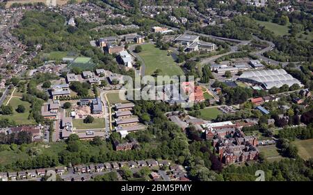 Luftaufnahme des Cheadle Royal Business Park und des David Lloyd Centers Stockfoto