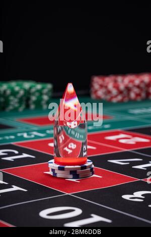 Roulette Dolly am Casino Spieltisch Stockfoto