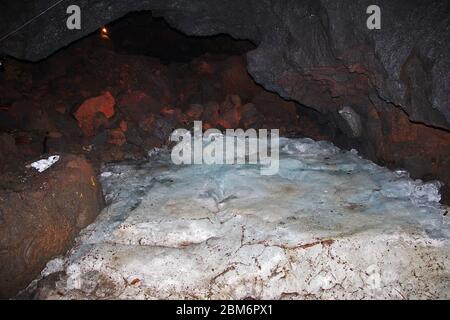 Narusawa Eishöhle im Nationalpark Fuji, Japan Stockfoto