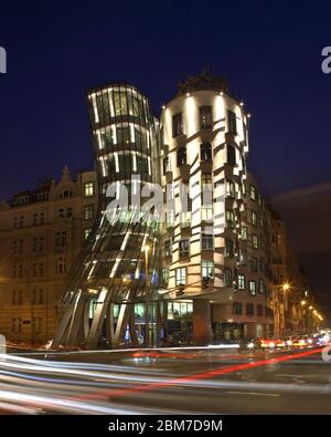 Tanzhaus (Fred und Ginger) in Prag. Tschechische Republik Stockfoto