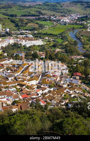 Jimena de la Frontera im Naturpark Alcornocales. Campo de Gibraltar, Cadiz, Andalusien, Spanien, Europa Stockfoto