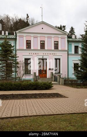 Blick auf das Sanatorium Alte Badezimmer (Stare Lazienki) in Iwonicz-Zdroj. Polen Stockfoto