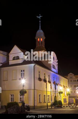 Stadthaus am Marktplatz in Zary. Polen Stockfoto