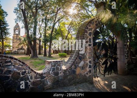 Cuernavaca, Morelos - 11/23/2016: La Iglesia de los Tres Reyes schöne alte Kirche Dekoration Stockfoto