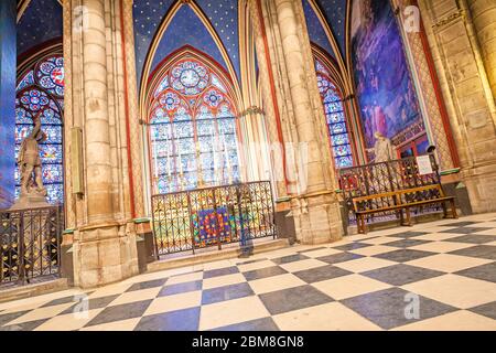 Eine der Kapellen in der Notre-Dame de Paris in Paris Frankreich Stockfoto