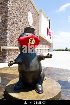 7. Mai 2020: An der Buc-ee's Tankstelle und Tavel Center Temple, Texas. Matthew Lynch/CSM Stockfoto