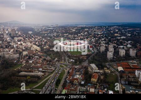 Luftaufnahme des Rajko Mitic Stadions in Belgrad. Heimat der meisten Trophäe Fußballverein CRVENA ZVEZDA Stockfoto