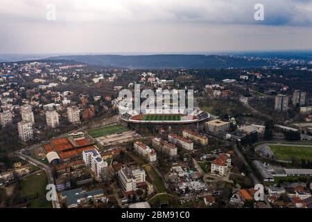 Luftaufnahme des Rajko Mitic Stadions in Belgrad. Heimat der meisten Trophäe Fußballverein CRVENA ZVEZDA Stockfoto