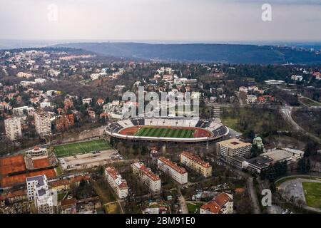 Luftaufnahme des Rajko Mitic Stadions in Belgrad. Heimat der meisten Trophäe Fußballverein CRVENA ZVEZDA Stockfoto