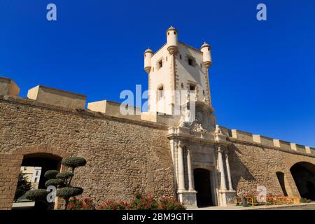 Las Puertas de Tierra, Constitution Plaza, Cadiz City, Andalusien, Spanien, Europa Stockfoto