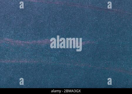 Abstrakte Kunst Hintergrund marineblau und lila Farbe. Mehrfarbige Malerei auf Leinwand. Fragment des Verlaufs. Hintergrund der Textur. Dekorativer Wandteppich Stockfoto