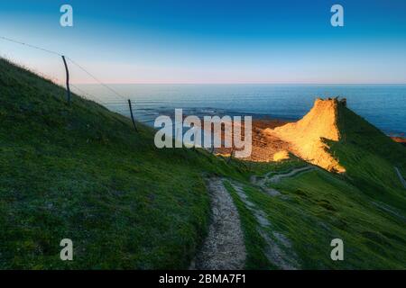 Küste von La Ravoire und Sakoneta Strand in Gipuzkoa Stockfoto