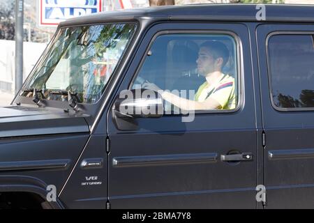 Sant Joan Despi, Barcelona, Spanien. Mai 2020. Sergi Roberto vom FC Barcelona kommt am 08. Mai in Ciutat Esportiva Joan Gamper in Sant Joan Despi, Spanien an. Quelle: DAX Images/DAX/ZUMA Wire/Alamy Live News Stockfoto