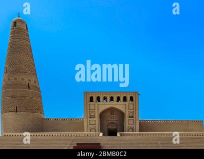 Das Emin Minarett und die Moschee ist ein islamisches Gebäude in Turpan, Xinjiang, China, das 1778 fertiggestellt wurde Stockfoto