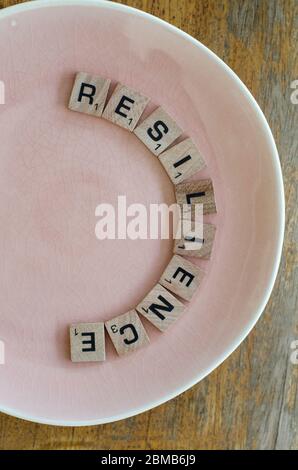 Resilienz Wort in Blockbuchstaben Stockfoto