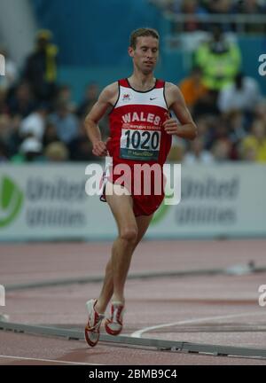 MANCHESTER - JULI 27: Donald NAYLOR aus Wales tritt bei den Commonwealth Games in Manchester 27. Juli 2002 in der Männer-3000-m-Steeplechase an. Stockfoto