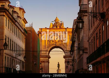 Die Rua Augusta Arch von der Rua Agusta Straße in der Stadt Lissabon, Portugal Stockfoto