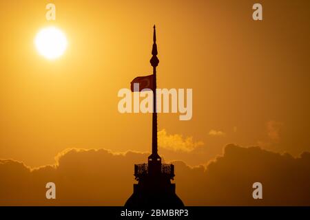 Jungfernturm bei Sonnenuntergang Stockfoto